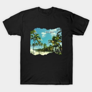 Beautiful photography of Key West Florida blue sky palm tree landscape USA nature lovers T-Shirt